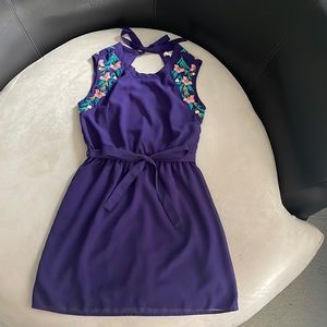 🌈3 for 30 or 5 for $45 !!! Forever21 purple sleeveless dress embroidered size S